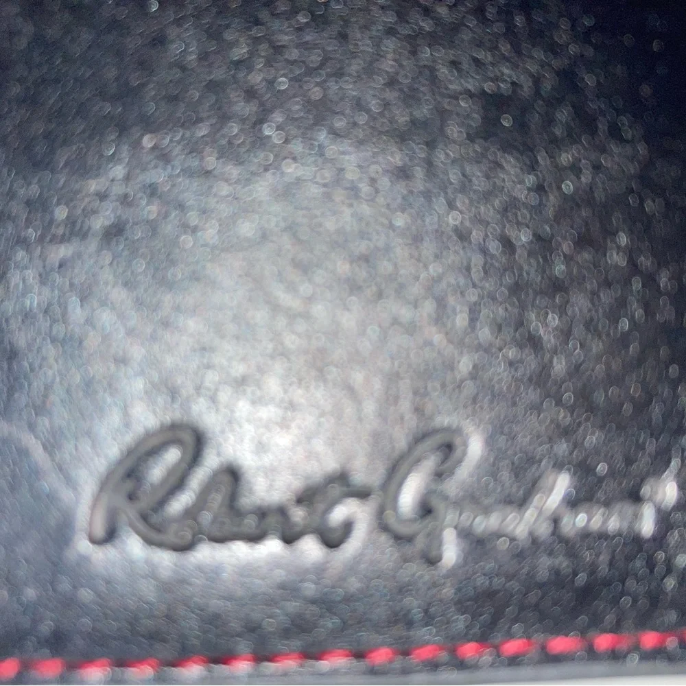 Robert Graham this item